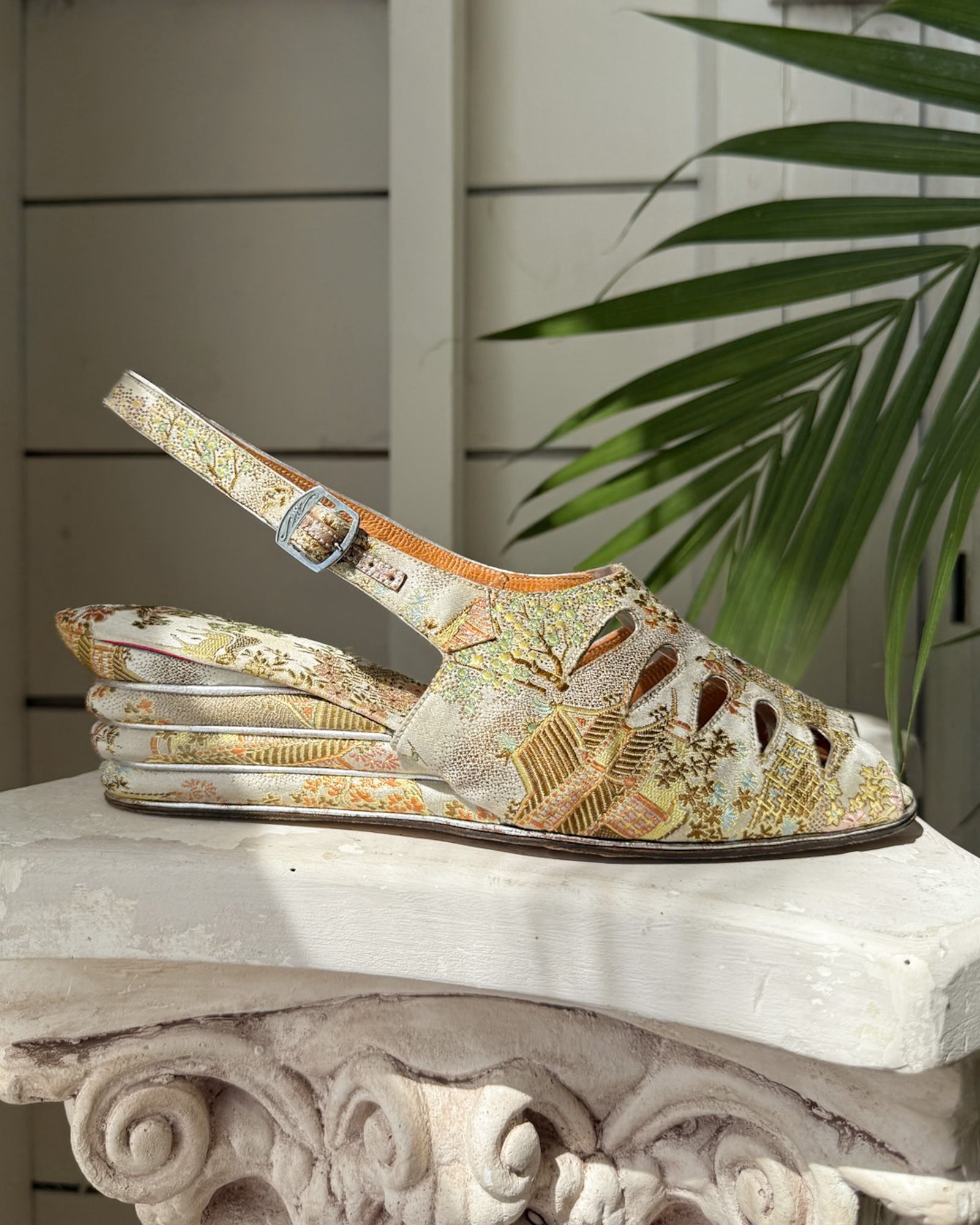 30s Champagne Silk Brocade Shoes | 7.5