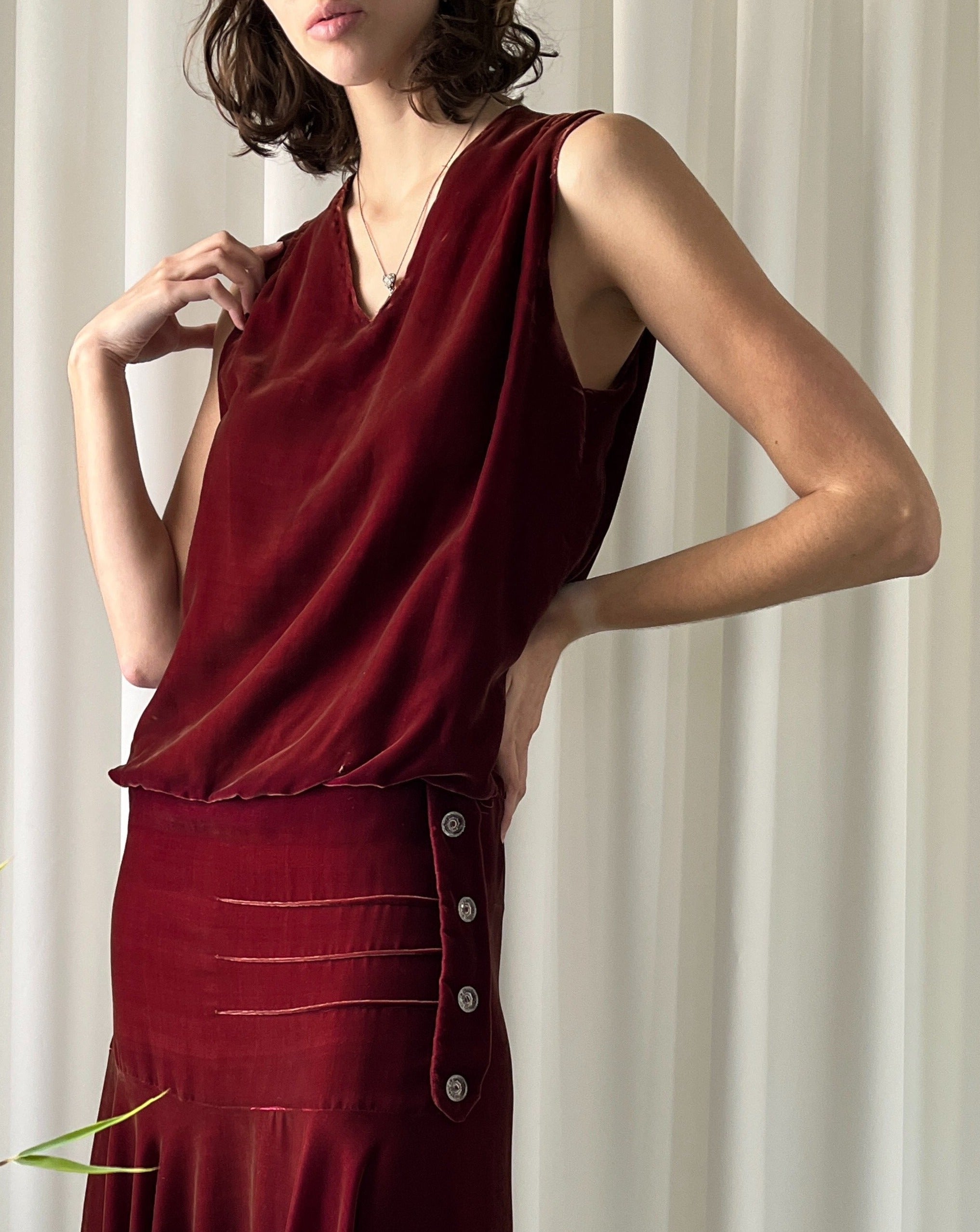 Velvet on sale 20s dress