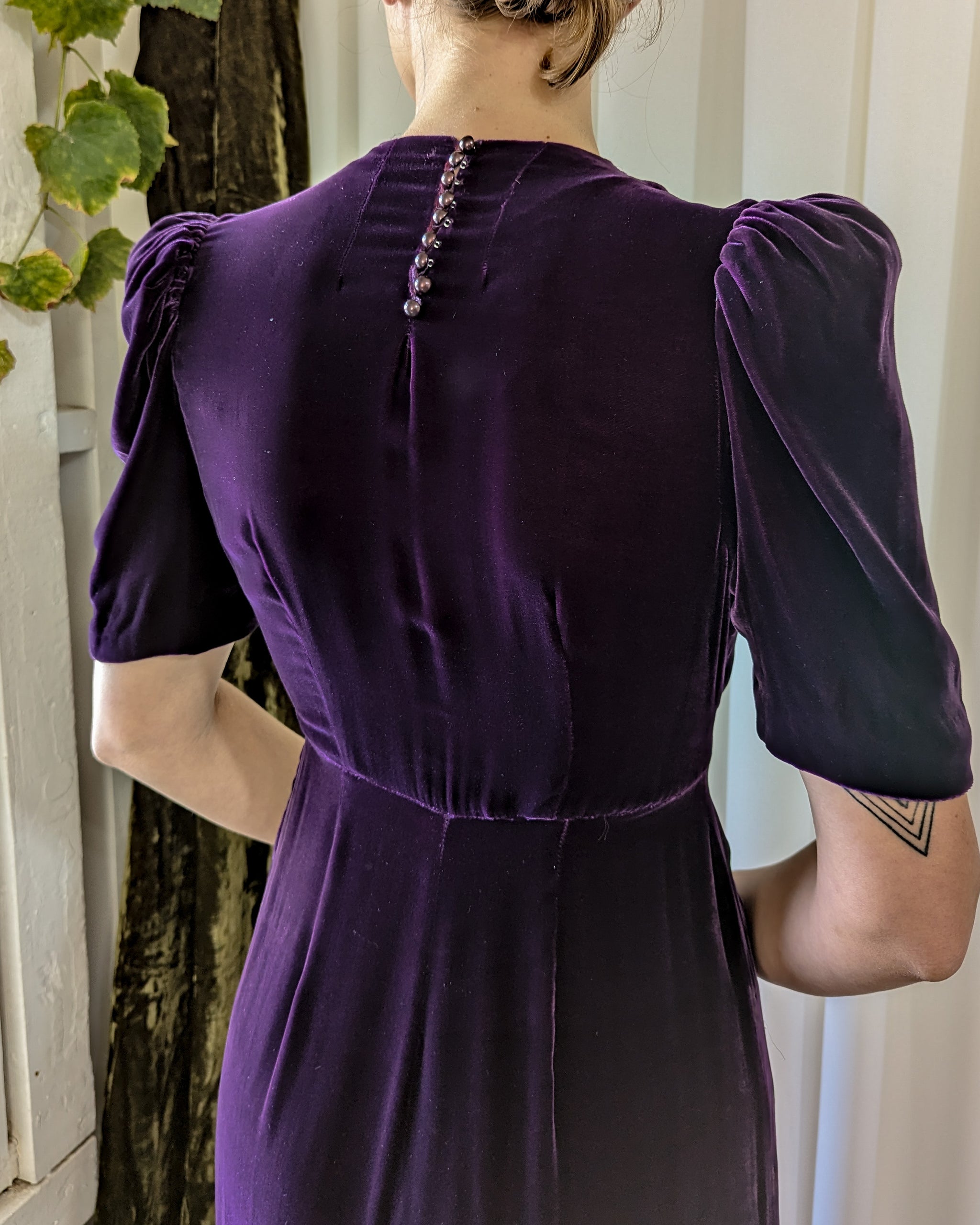 40s Purple Velvet Puff Sleeve Gown 40s Purple Velvet Puff Sleeve Gown
