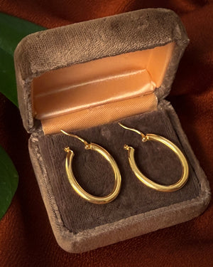 18K Gold Oval Hoop Earrings