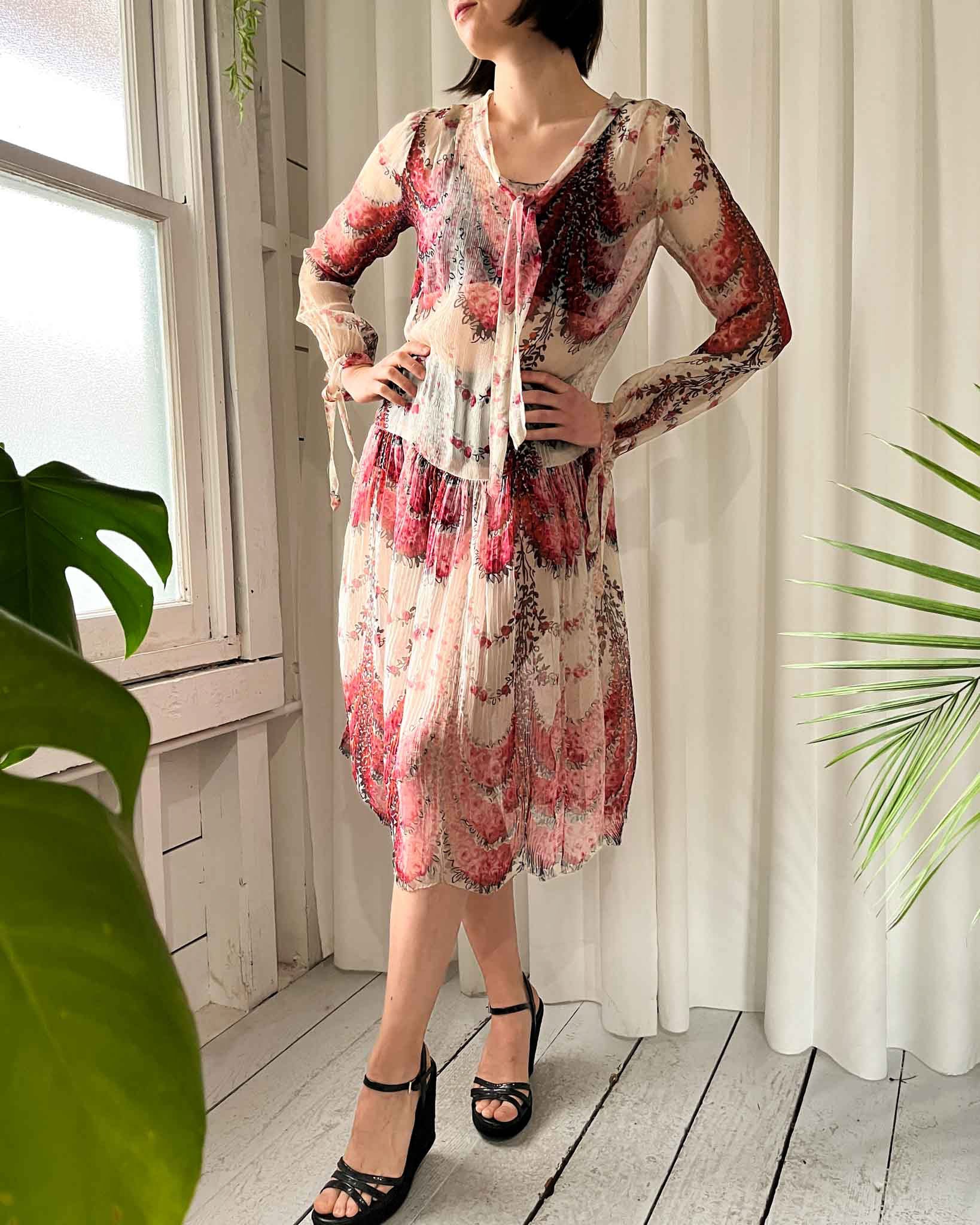 20s Floral Garlands Silk Dress | Xs-M 20s Floral Garlands Silk Dress | Xs-M
