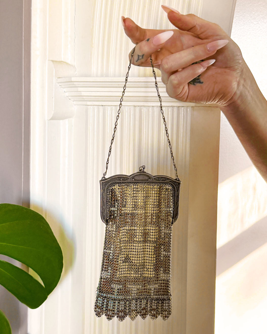 20s Whiting & Davis Figural Mesh Purse