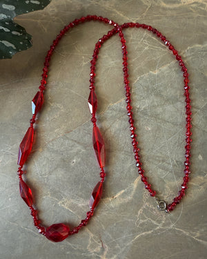 30s Red Glass Beaded Necklace