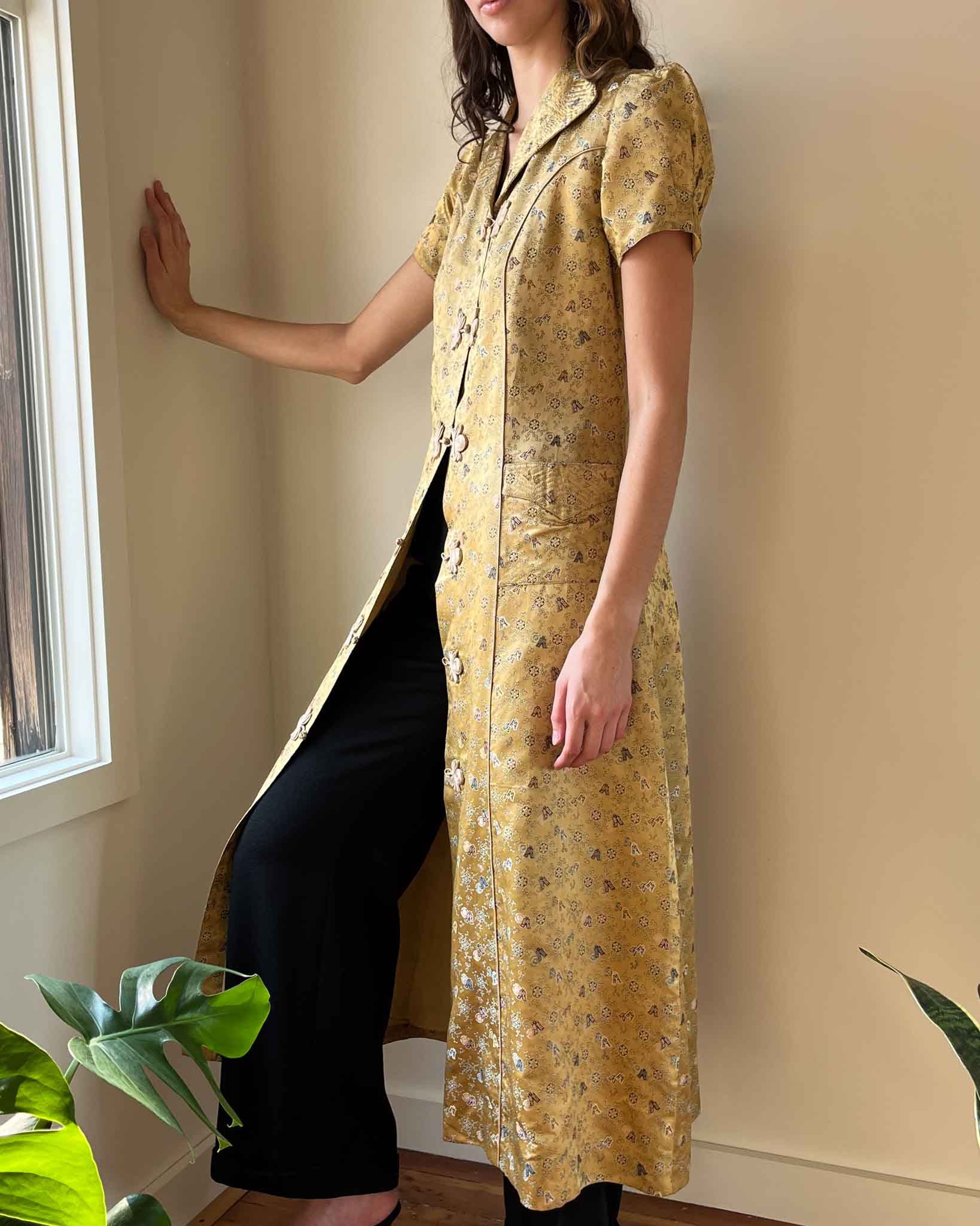 40s Gold Silk Brocade Jacket | S-M - Lucky Vintage 40s Gold Silk Brocade Jacket | S-M - Lucky Vintage