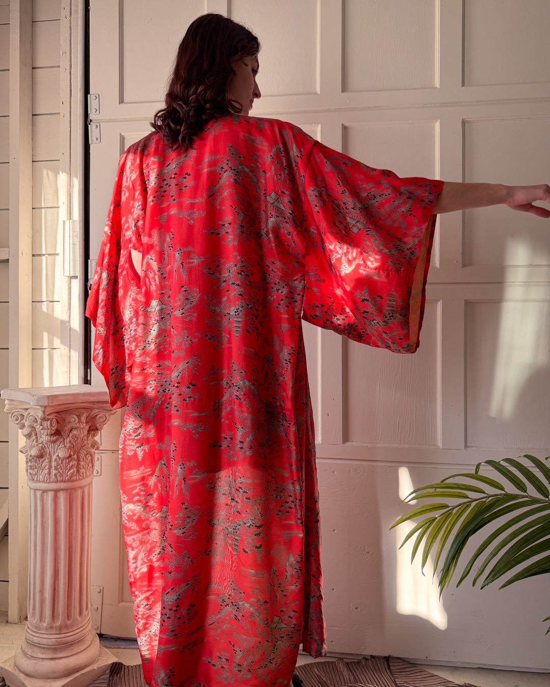 silk kimono dress Olivia Floral Wrap Robe | Vegan Kimono dress gown and string belt upcycled from Genuine vintage Japanese kimono This dress gown is made of a vintage silk kimono Komon I want to propose a style in which a vintage kimono is worn like a beautiful coat 50s Red Silk Kimono |
