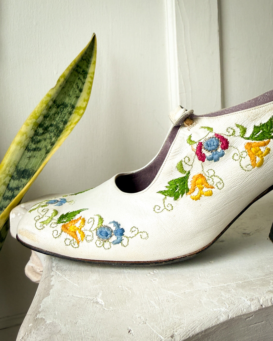 60s Jerry Edouard Embroidered Heels | 7.5