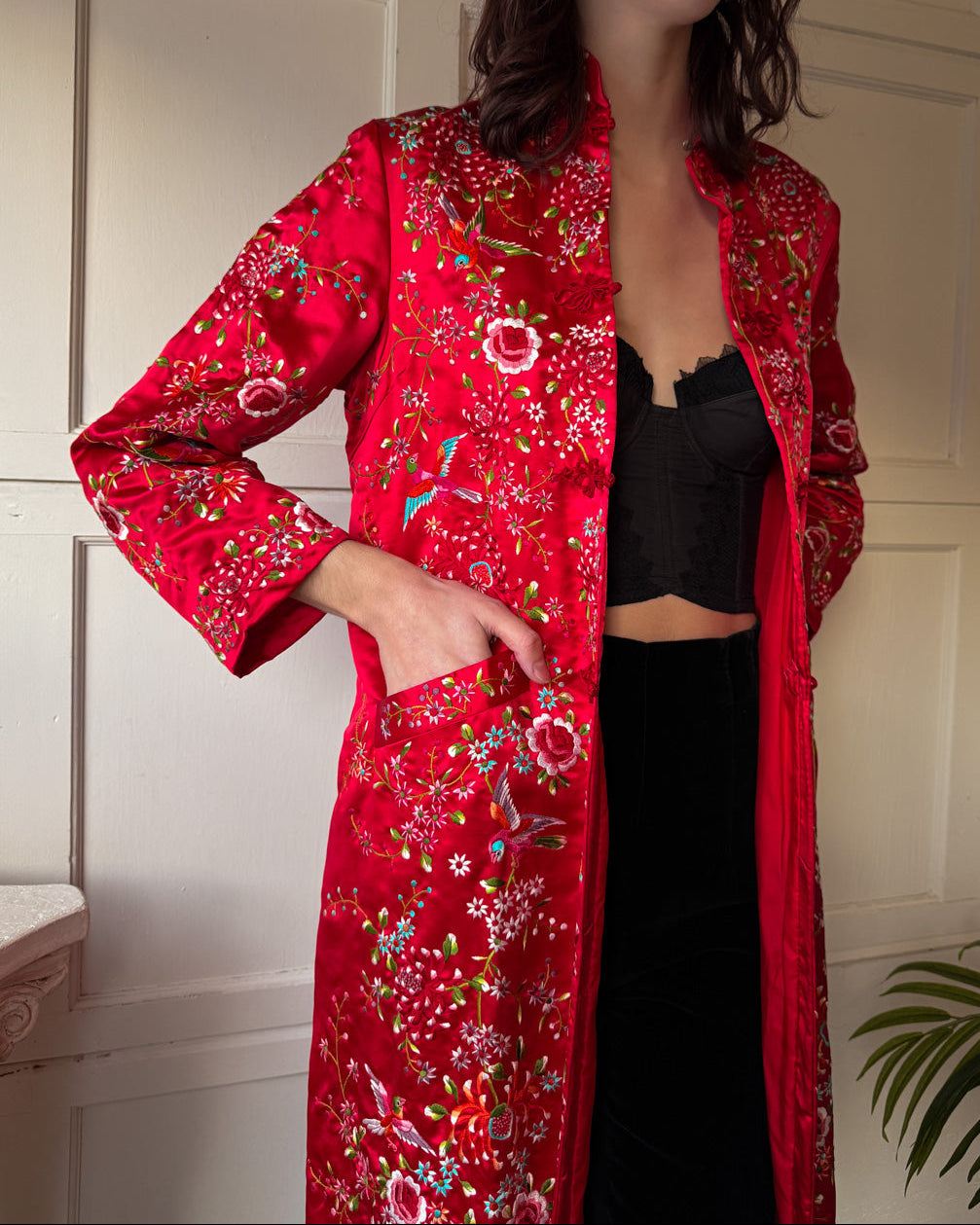 70s Floral Birds Embroidered Silk Jacket | L - Lucky Vintage