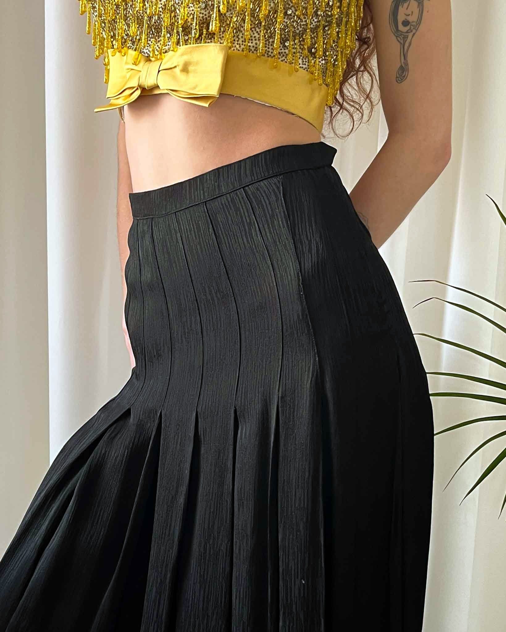 Plus Black High Waisted Plisse Maxi Skirt | PrettyLittleThing USA