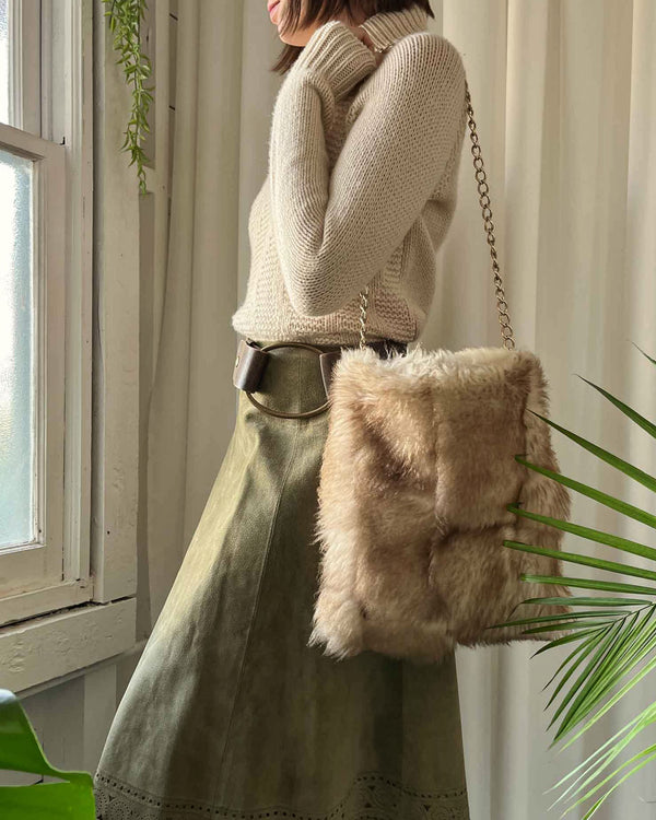 Heart Shape Sling Bag/Girl Women Fur Purse with Shoulder Chain/Soft Hand Bag,  Stylish Bags