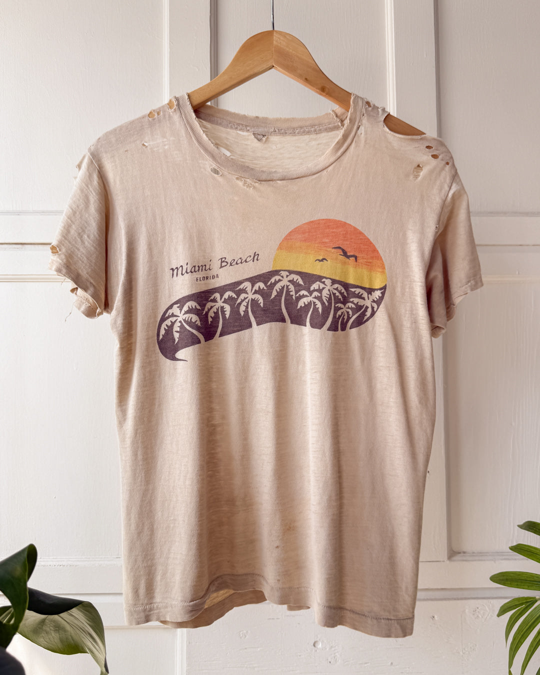70s Distressed Miami Beach T-Shirt | M