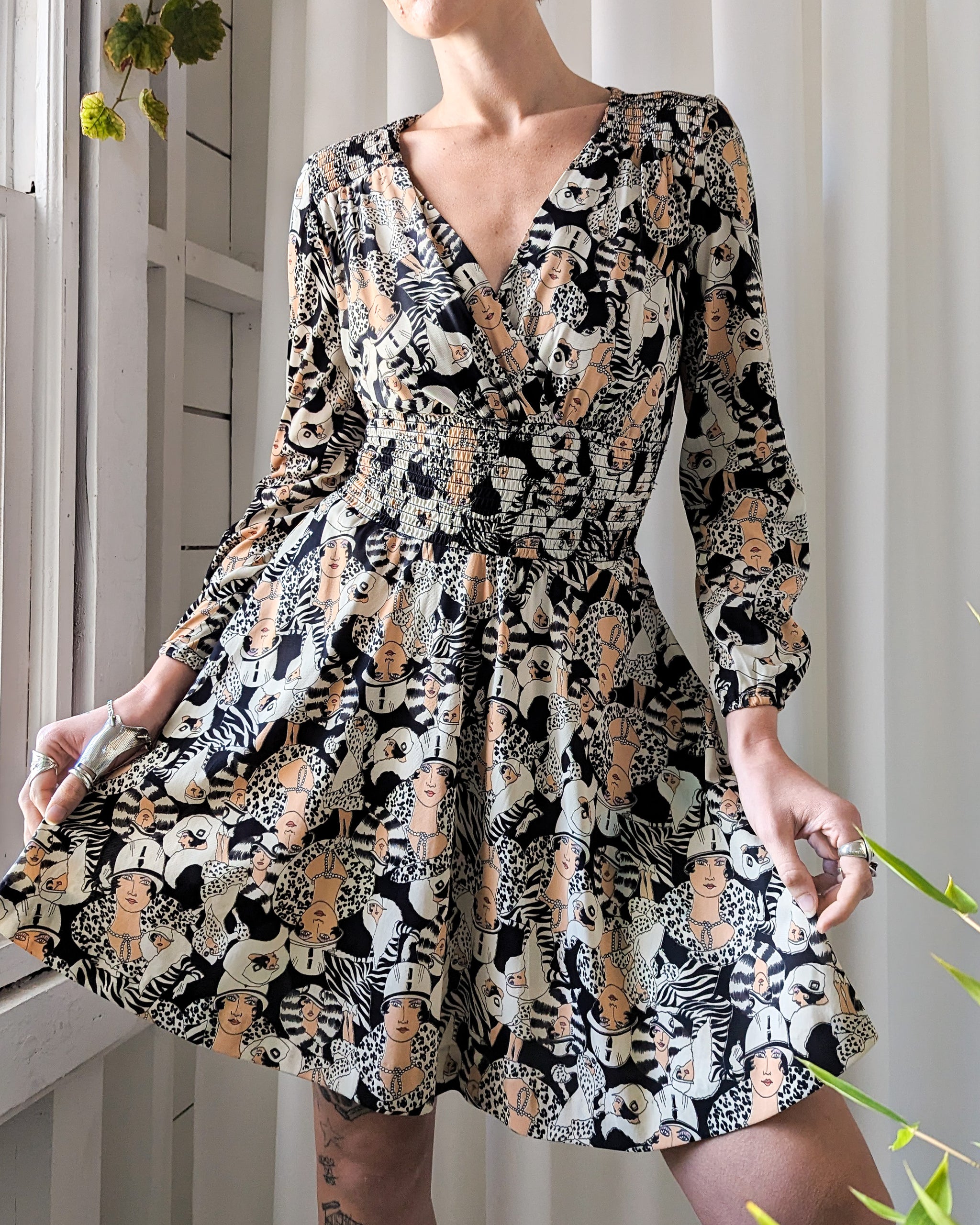 70s Novelty Ladies Print Mini Dress | S-M - Lucky Vintage 70s Novelty Ladies Print Mini Dress | S-M - Lucky Vintage