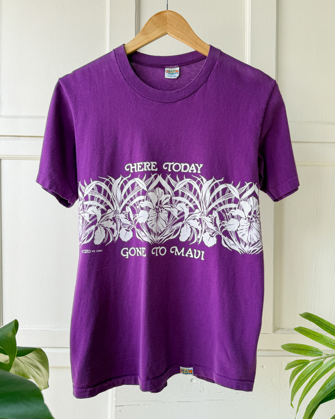 70s Gone To Maui T-Shirt | M