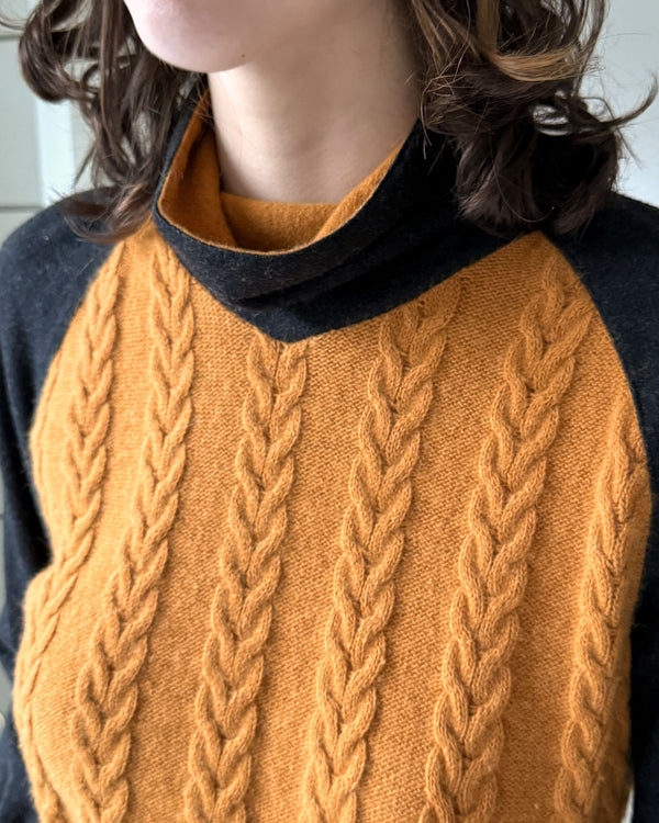 トップス 80s Valentino universal vintage shirt Rare!!! Vintage Italian Designer VALENTINO JEANS Embroidery