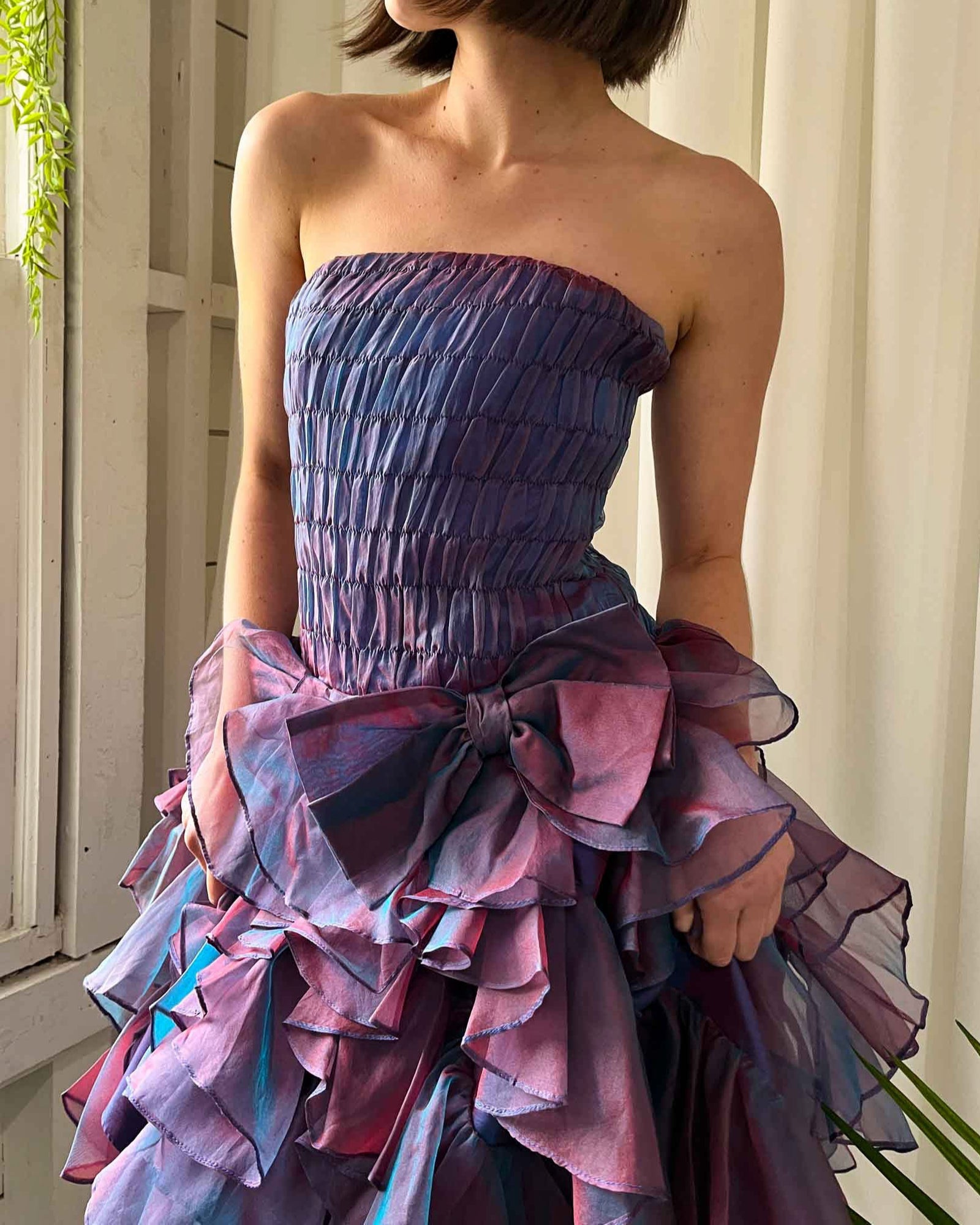 80s Iridescent Ruffled Strapless Dress | XS-S