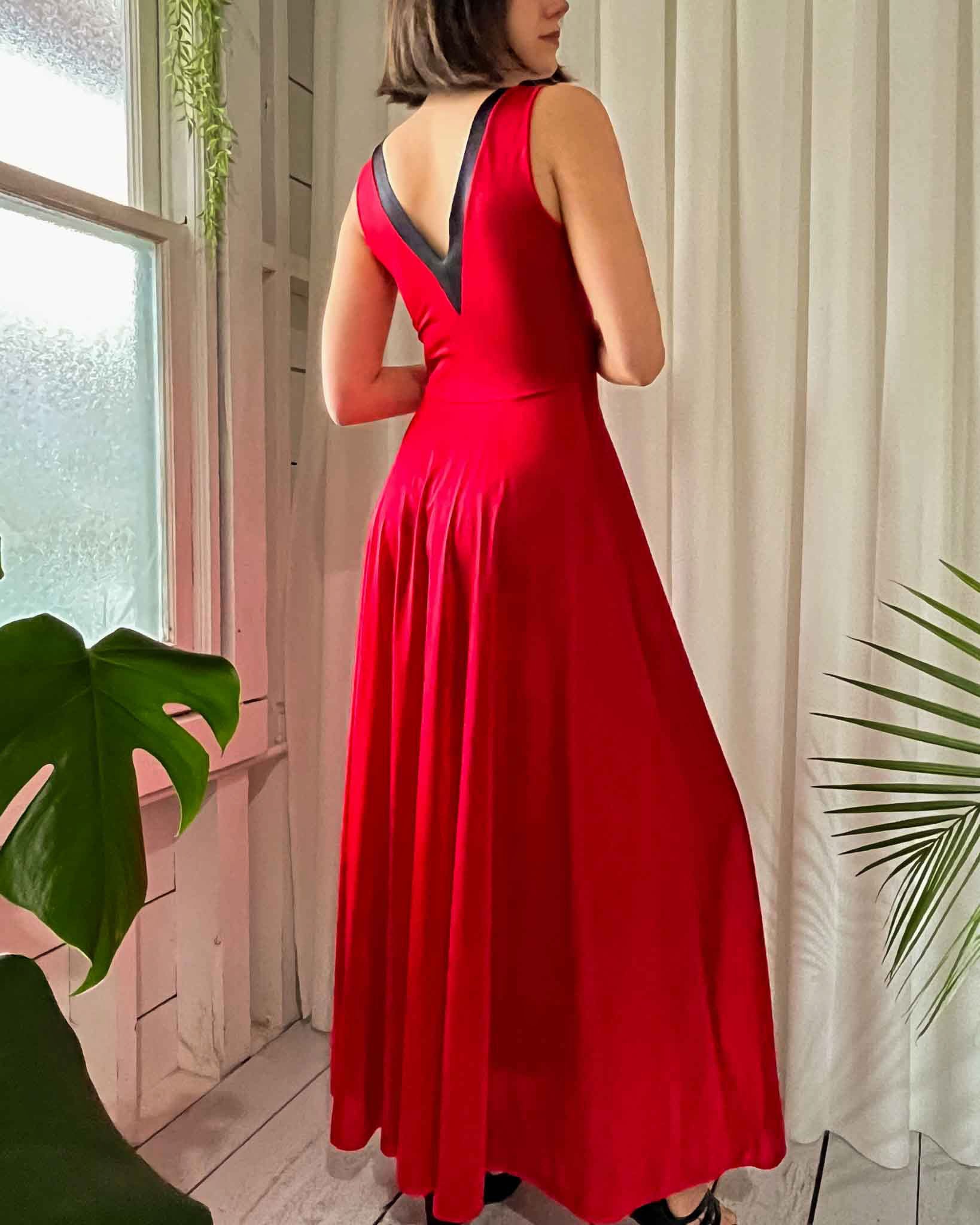 80s Red & Black Nightgown 80s Red & Black Nightgown