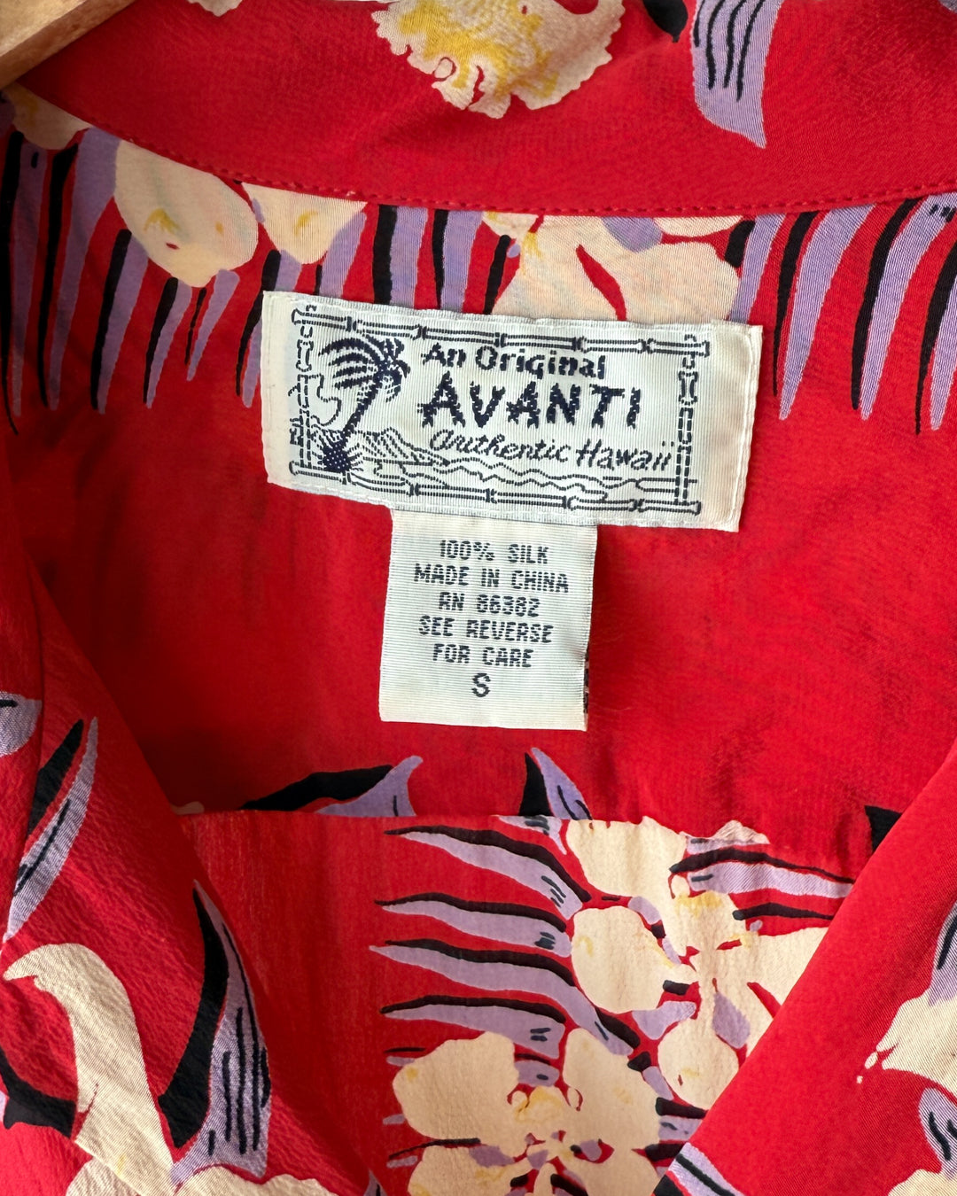 Avanti Red Silk Hawaiian Shirt | S