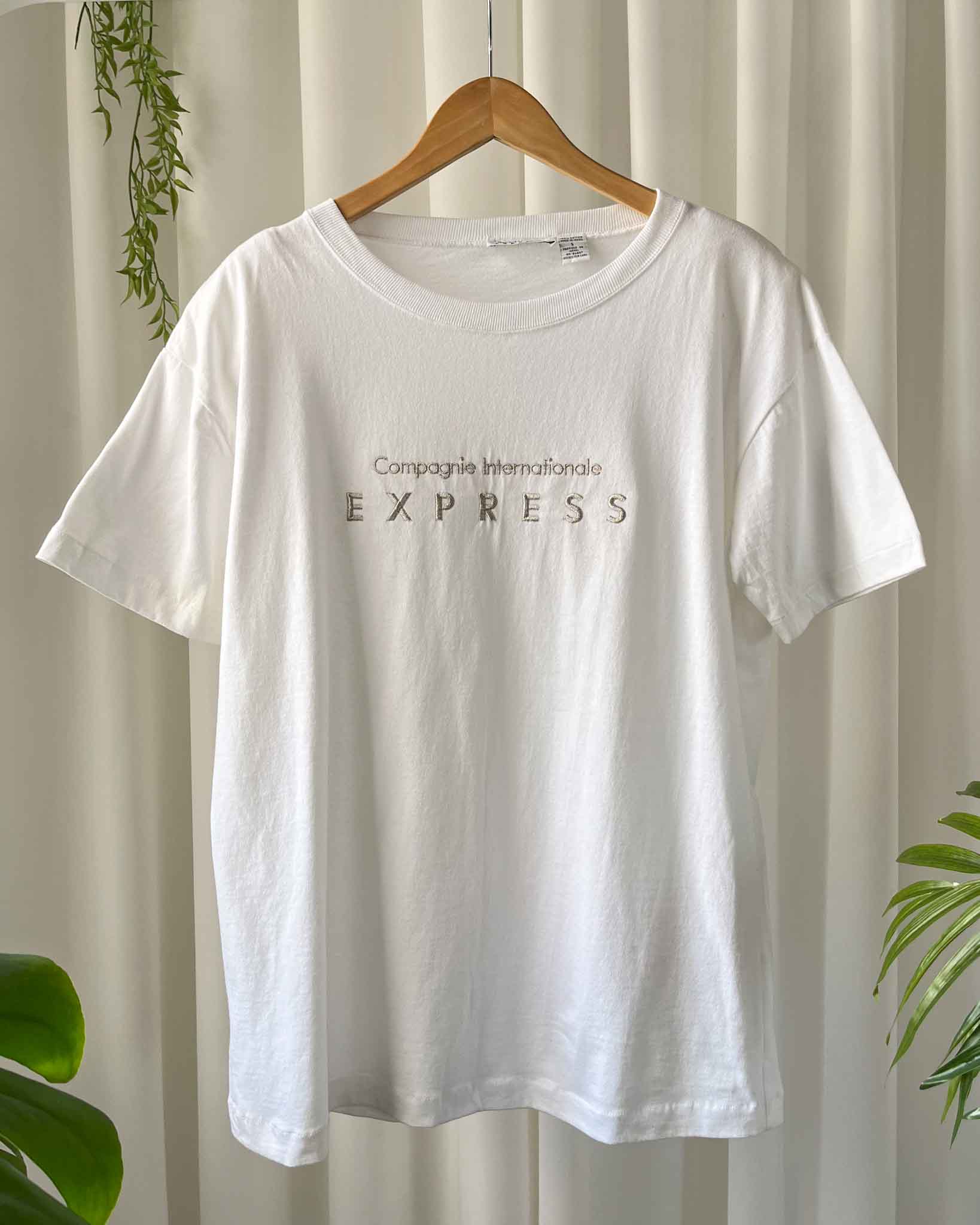 90s00s GOODENOUGH ラグランスリーブカットソー ビンテージ 希少 90s Express Metallic Gold Logo T-Shirt | L - Lucky Vintage