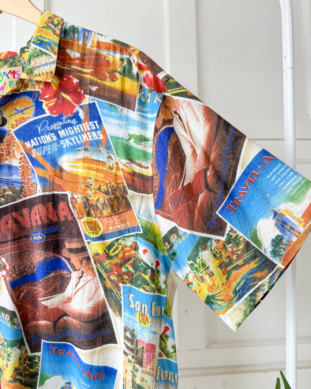 90s Jam's World "Retro Travels" Shirt | L