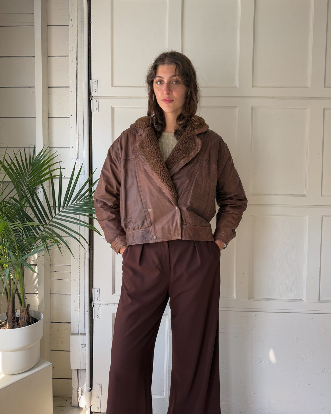 90s Cropped Brown Leather Sherpa Jacket | L