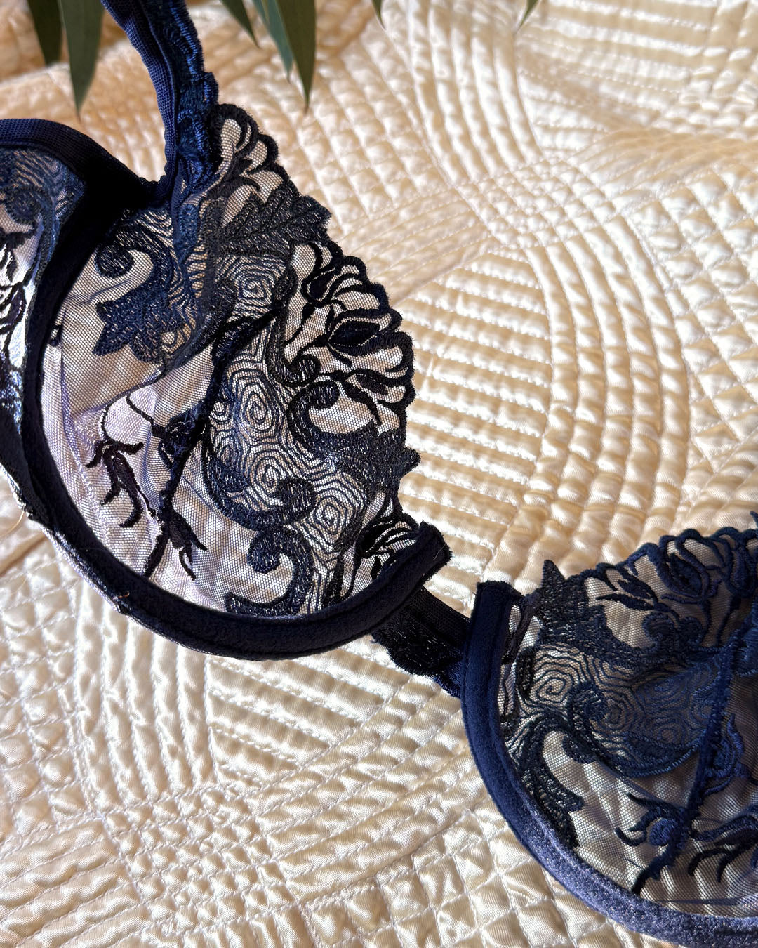 90s Blue Sheer Embroidered Bra | 34C