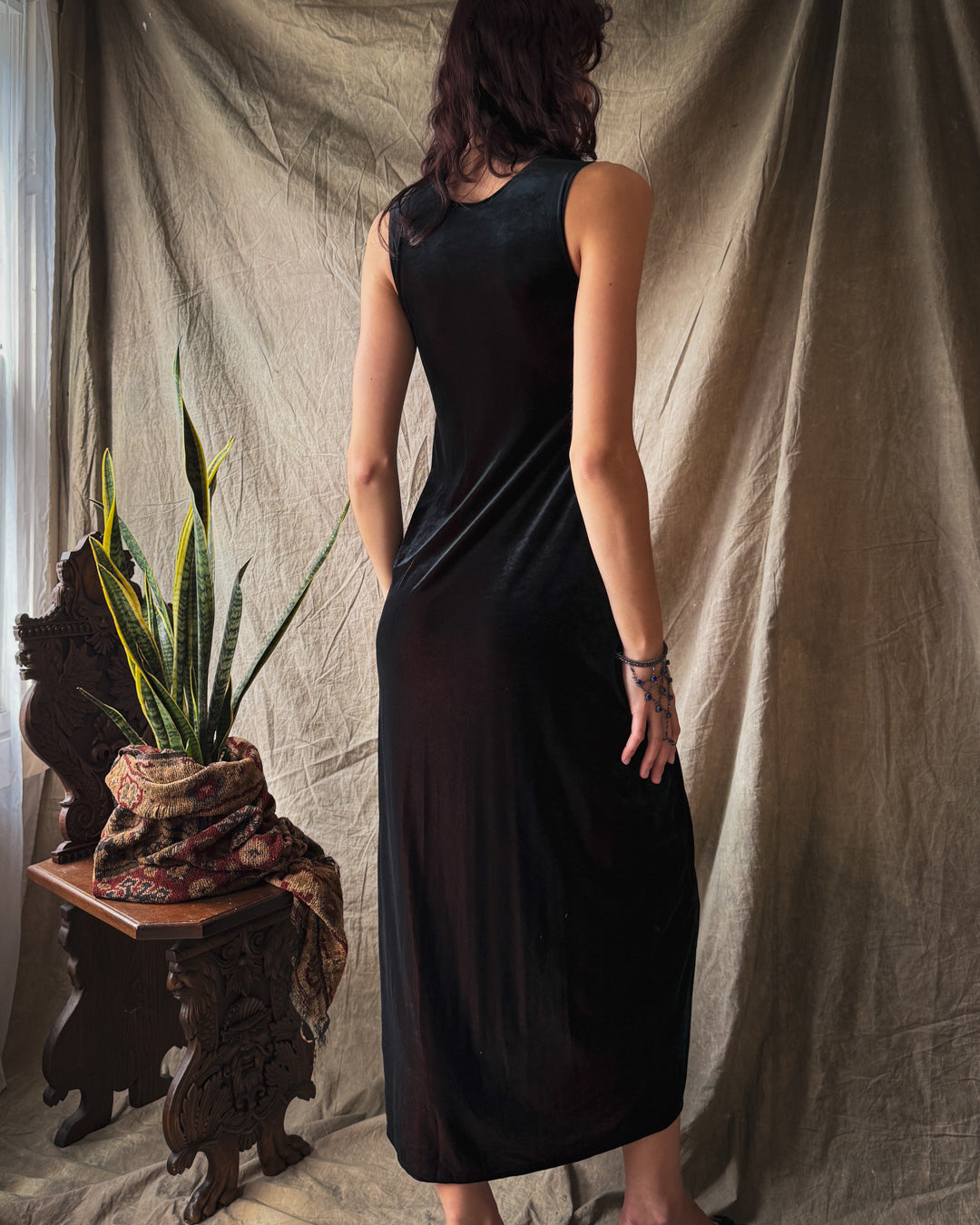 00s 2-Tone Ruched Velvet Dress | M