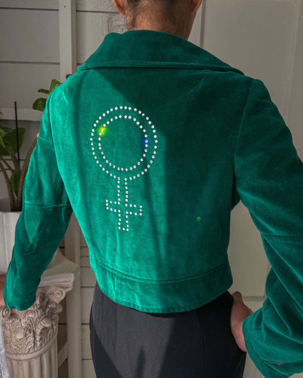 60s-70s "Female" Velvet Jacket | S