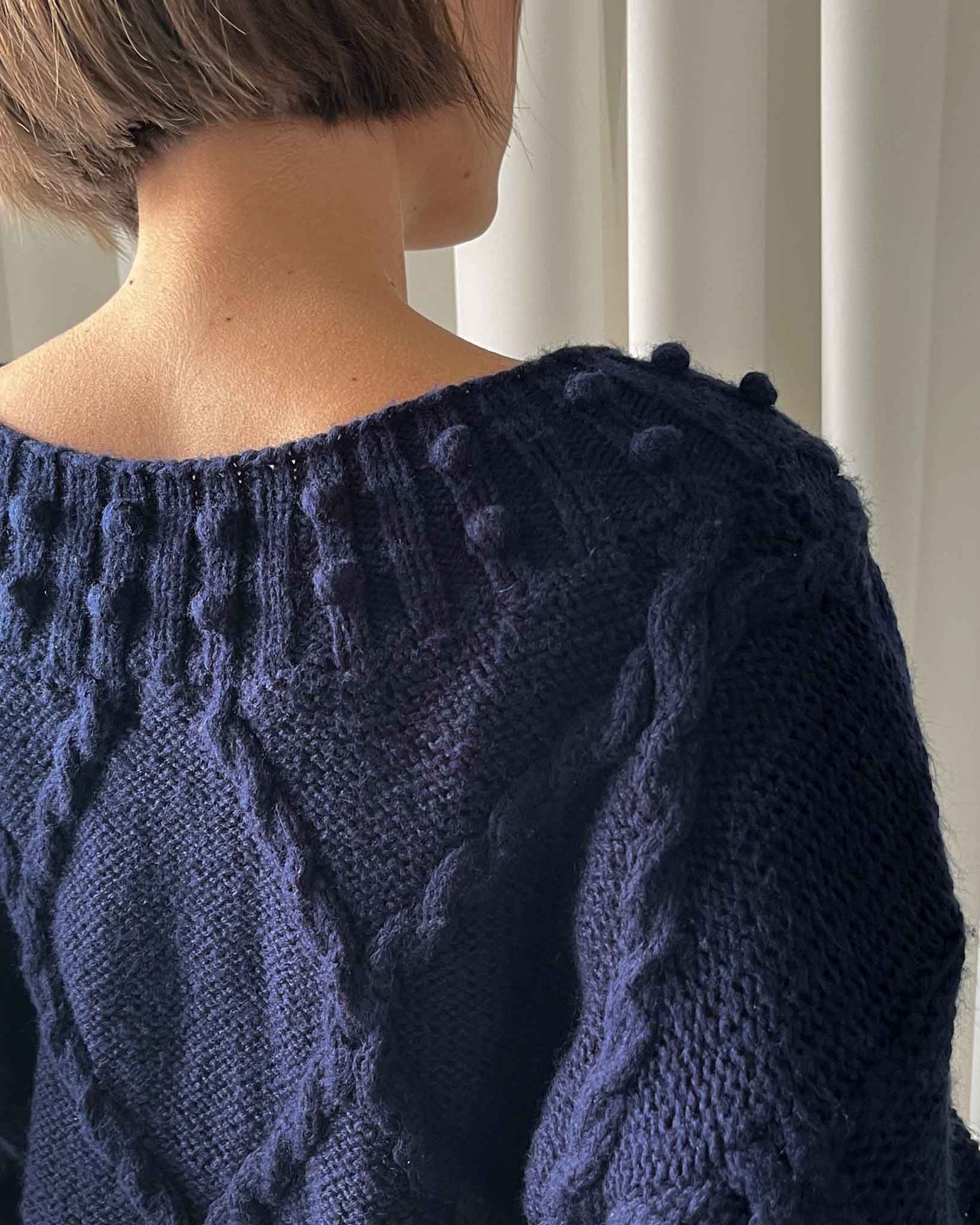 90s Navy Sweater | S-M