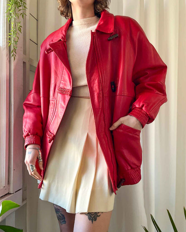 lucky-vintage-seattle-90s-red-