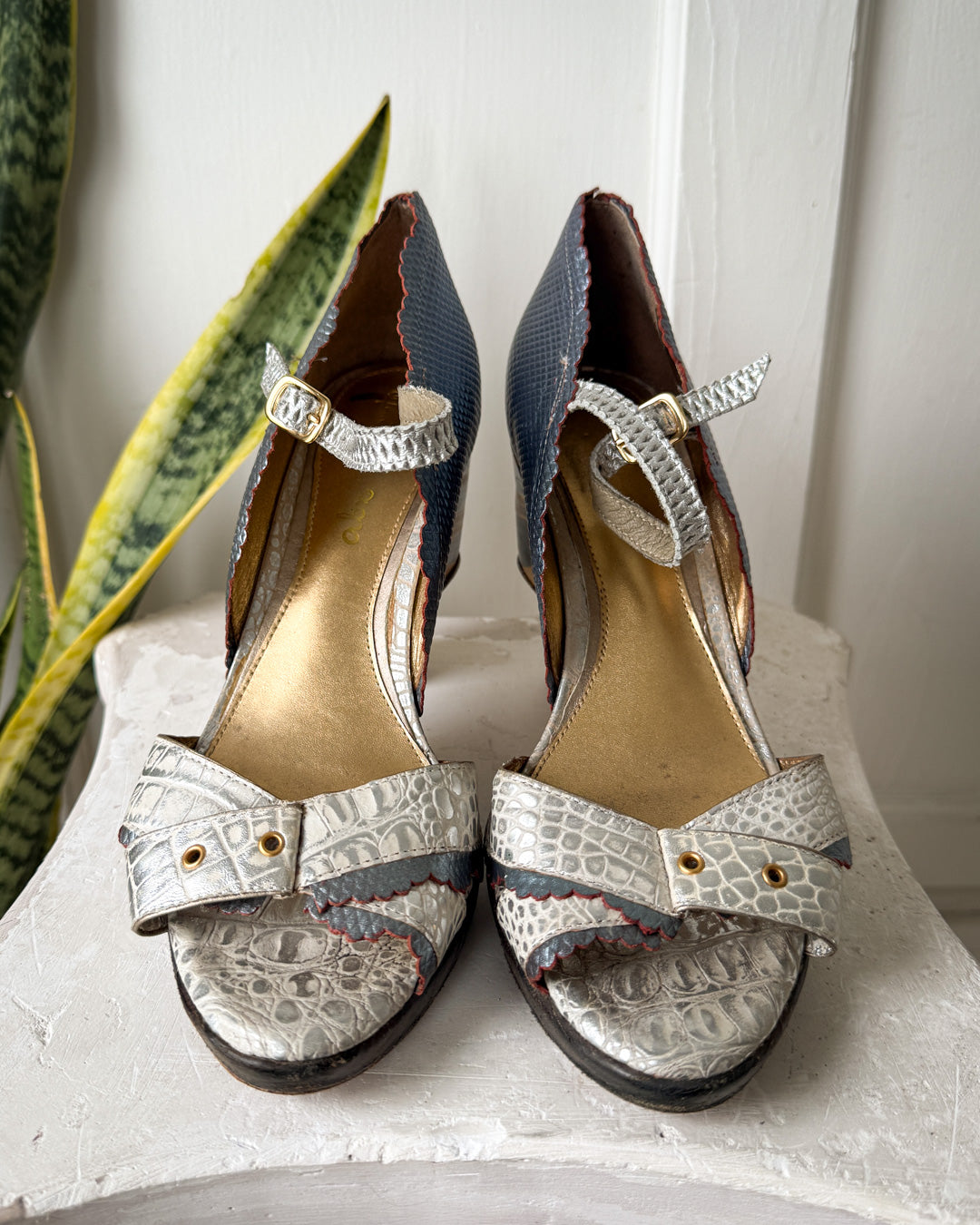 90s Leather & Wood Heels | 8