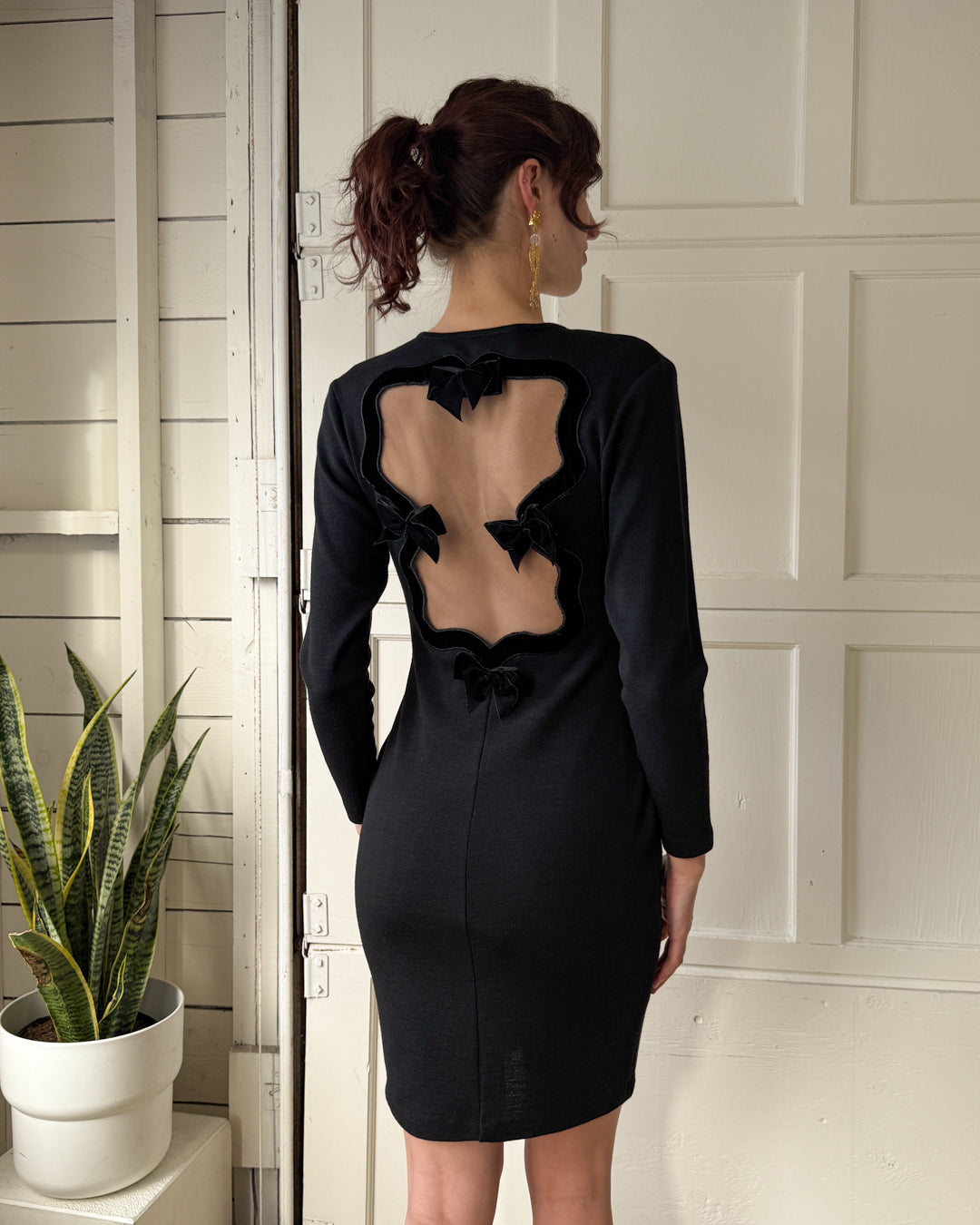 cut out panel dress Scoop Neck Cut Out Panel Detail Maxi Dress In Burgundy | EGO US