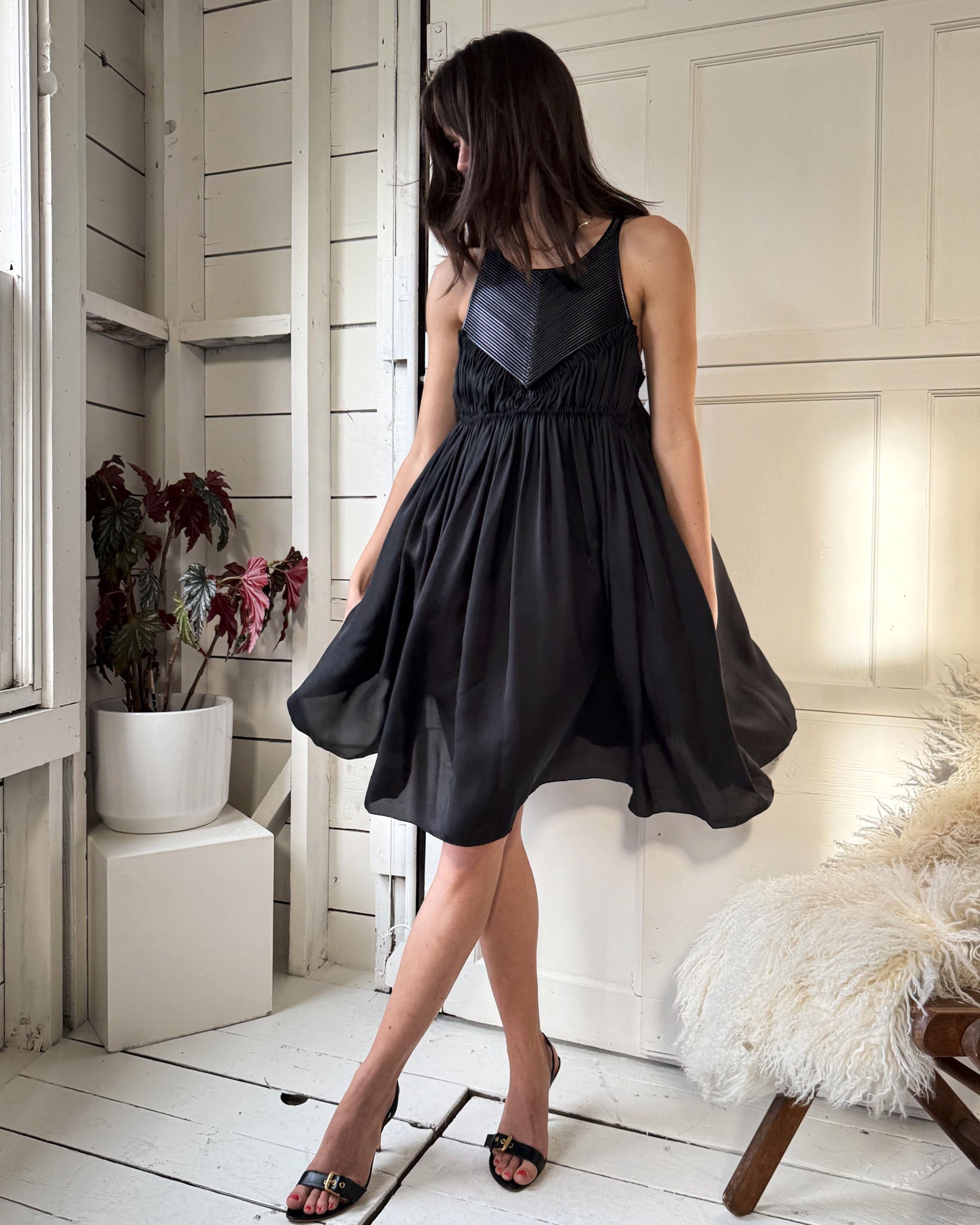 08 Bottega Veneta Leather & Silk Dress | S - Lucky Vintage 08 Bottega Veneta Leather & Silk Dress | S - Lucky Vintage