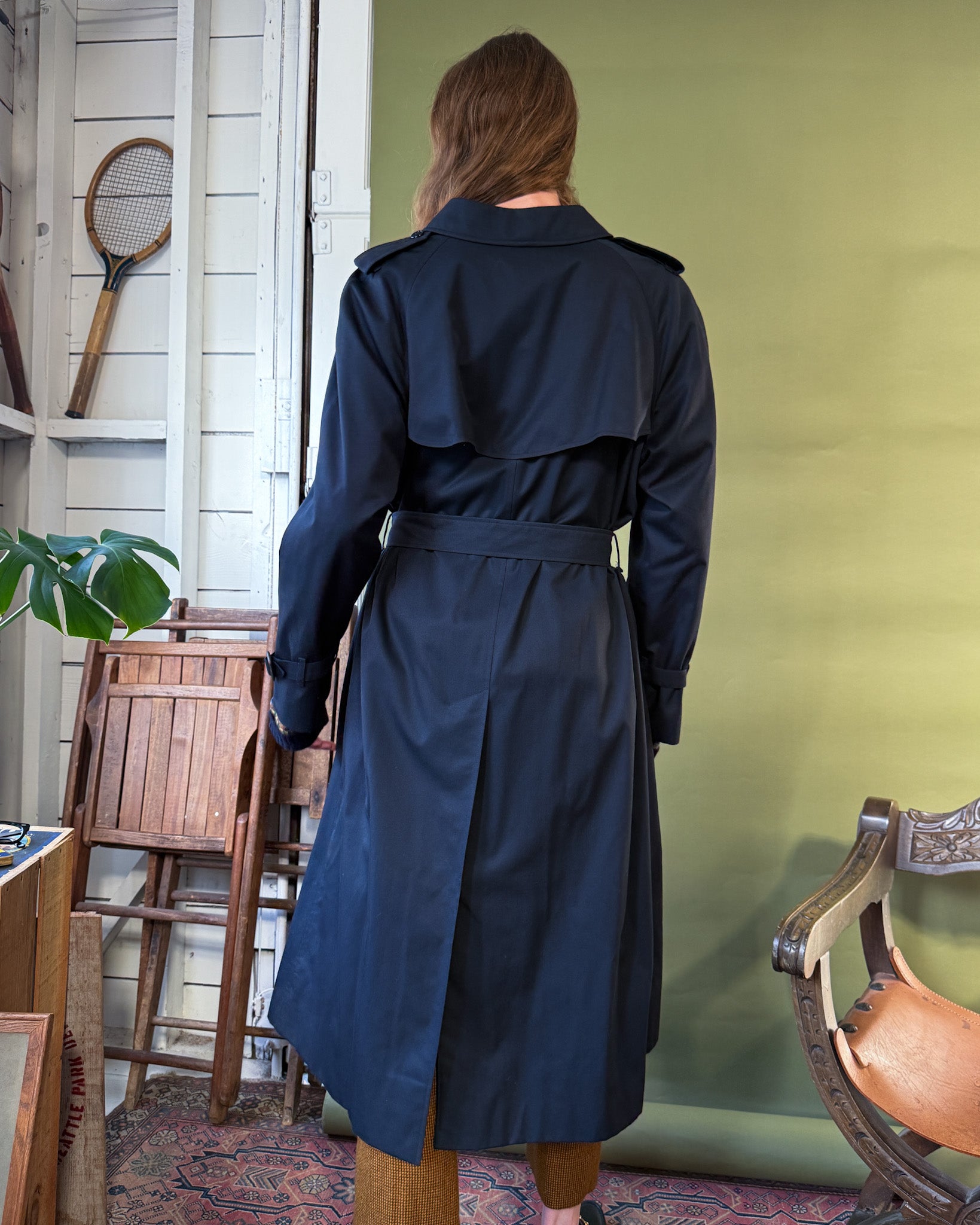 80s Burberry Belted Trench | M-L