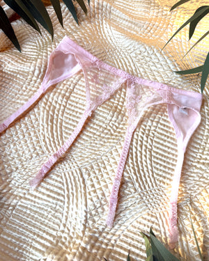 80s Christian Dior Pink Garter | XS-M - Lucky Vintage 80s Christian Dior Pink Garter | XS-M - Lucky Vintage