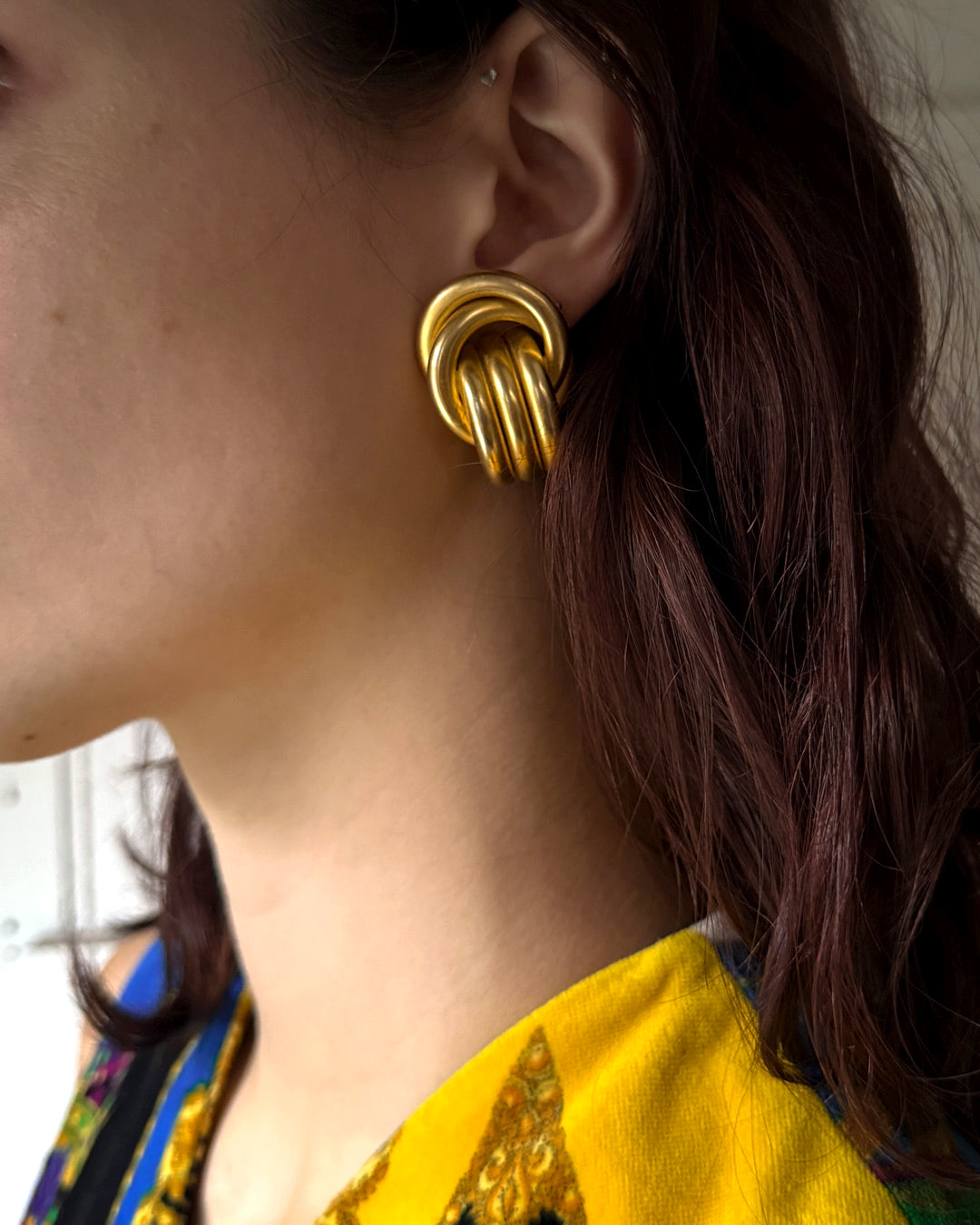 Erwin Pearl Gold Knot Earrings