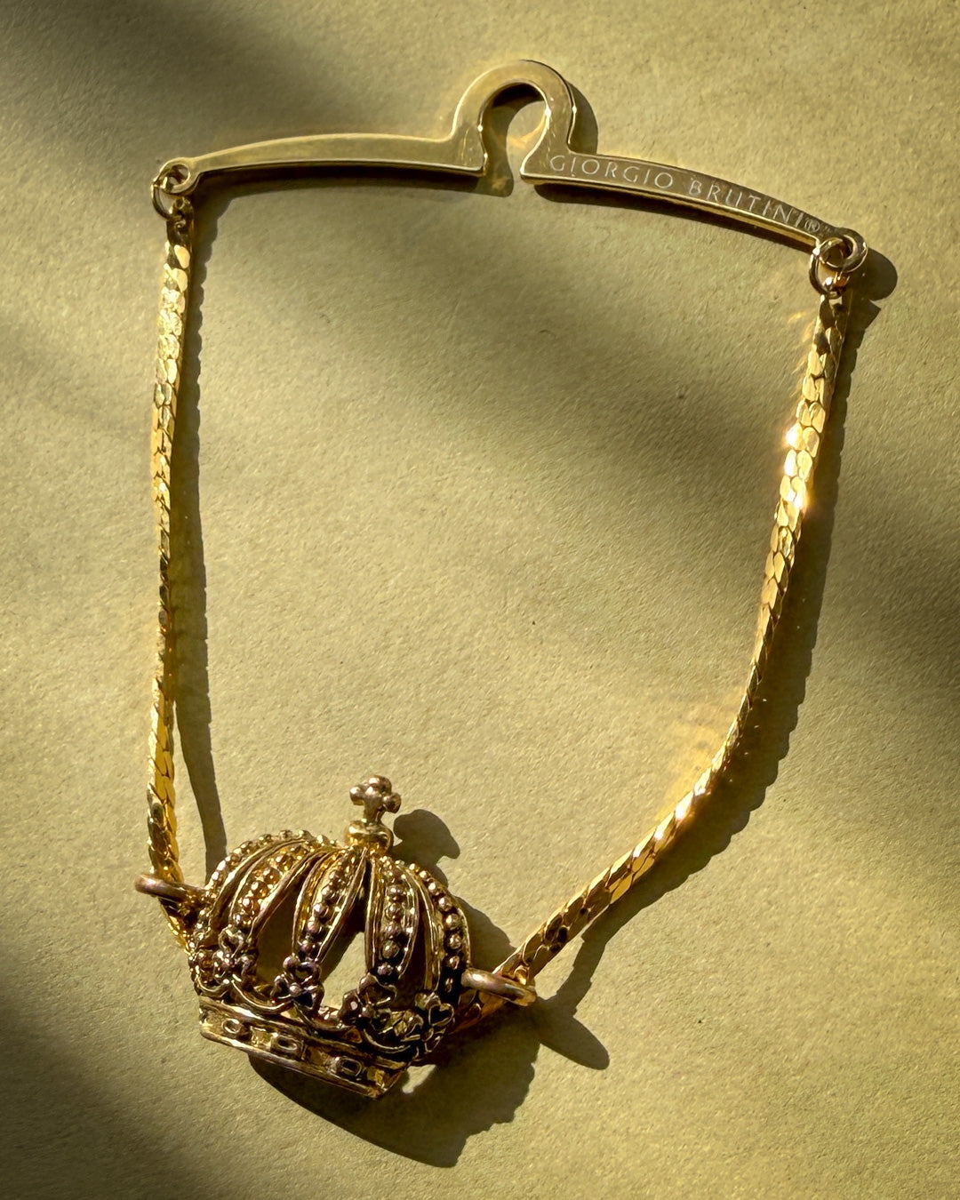 70s Crown Tie Chain