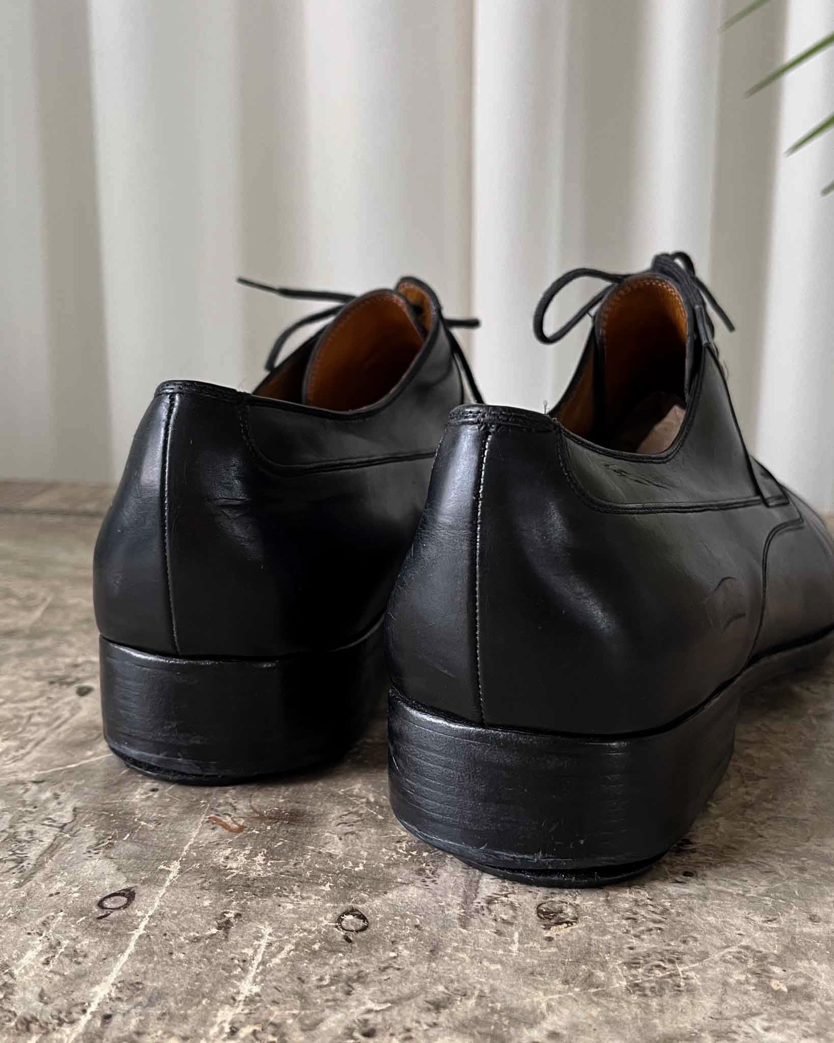 Gucci Cap Toe Leather Oxfords - Lucky Vintage Gucci Cap Toe Leather Oxfords - Lucky Vintage