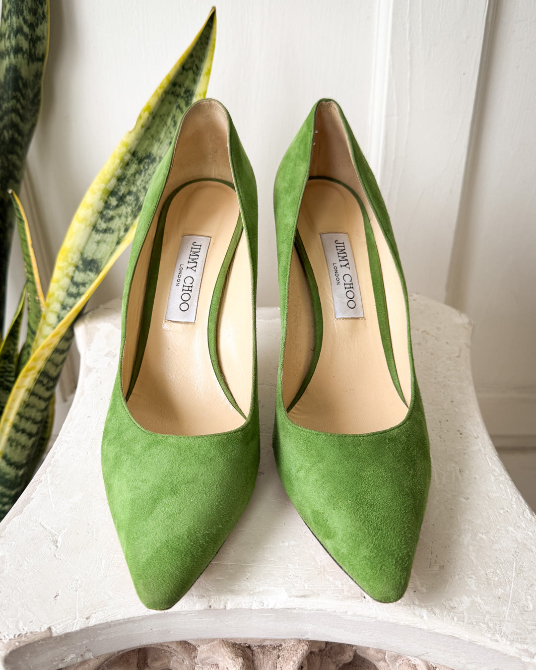 JIMMY CHOO ダークグリーン パンプス Jimmy Choo Green Suede Heels | 10.5 - Lucky Vintage