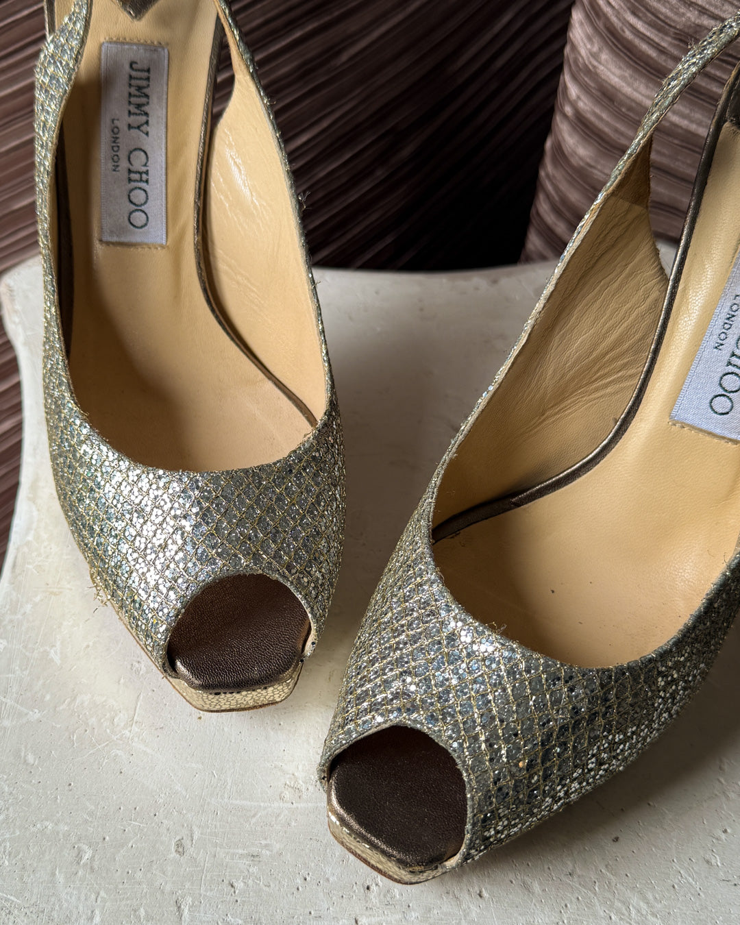 Jimmy Choo シルバー ハイヒール 38 Jimmy Choo Silver Heels | 7.5-8 - Lucky Vintage