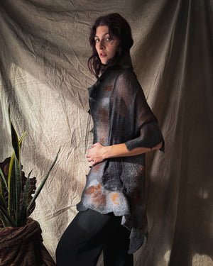 Schmitz Punkt Art to Wear Shawl
