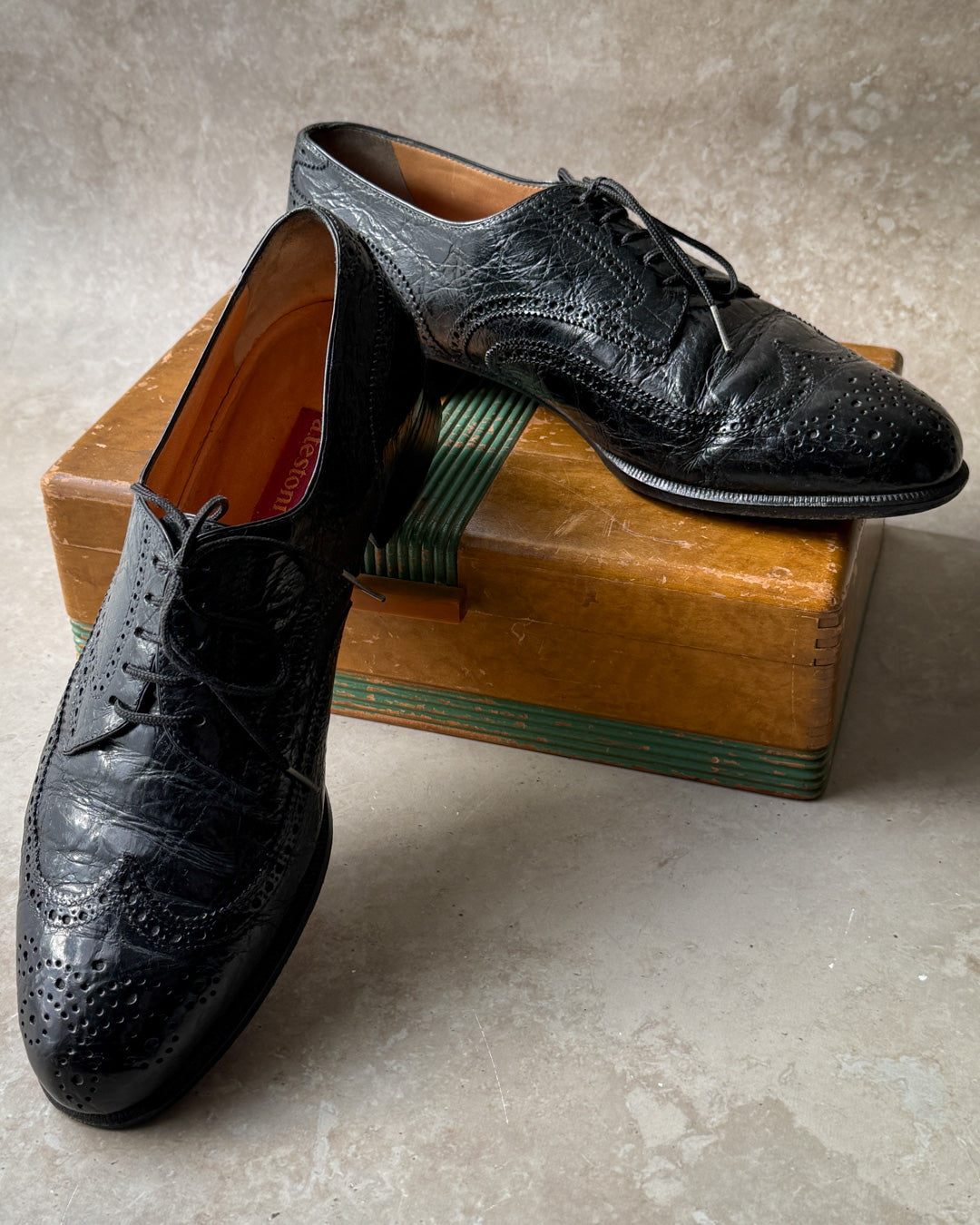A.Testoni Aligator Oxfords | 10 - Lucky Vintage display picture 3