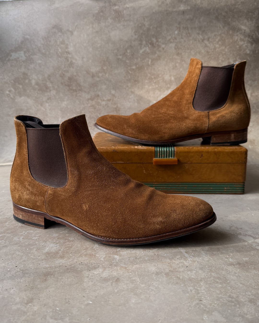 90s Brown Suede Chelsea Boots | 9