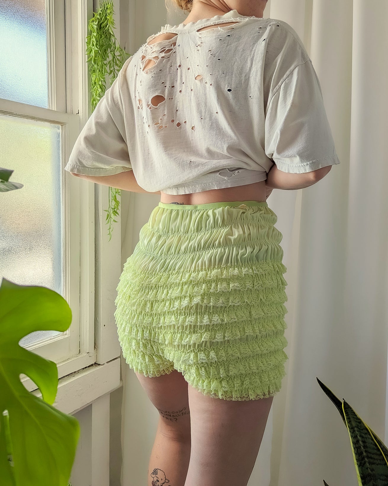 60s Lime Ruffle Bloomer Shorts - Lucky Vintage