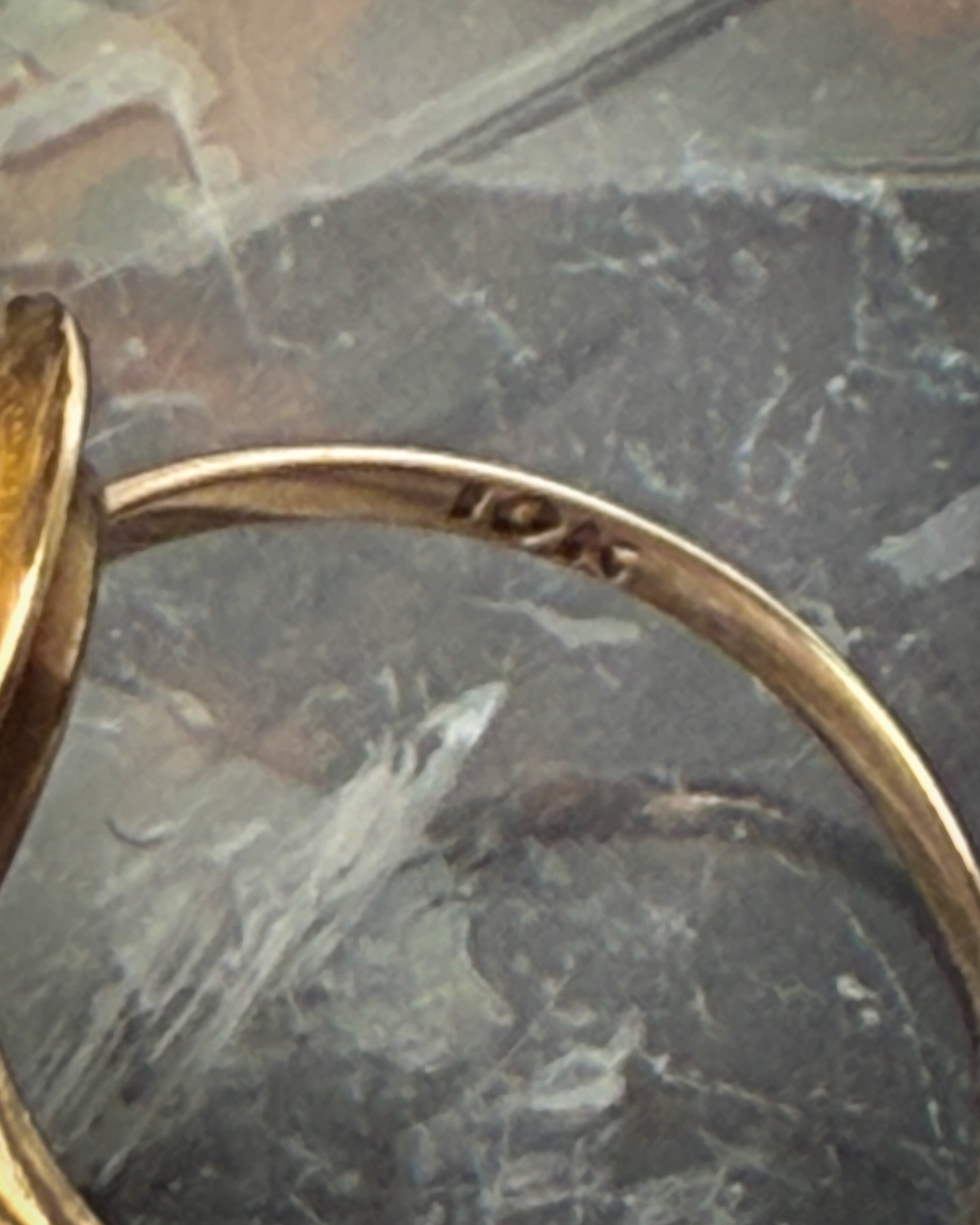 Antique 10K Gold Cameo Ring