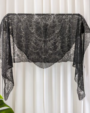 1800s Chantilly Lace Shawl