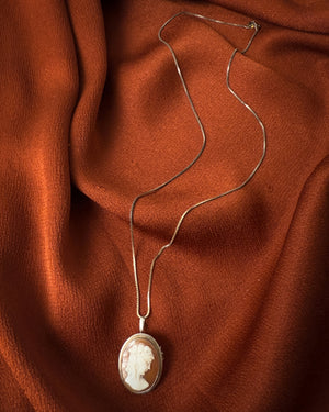 Antique Silver Cameo Pendant Necklace