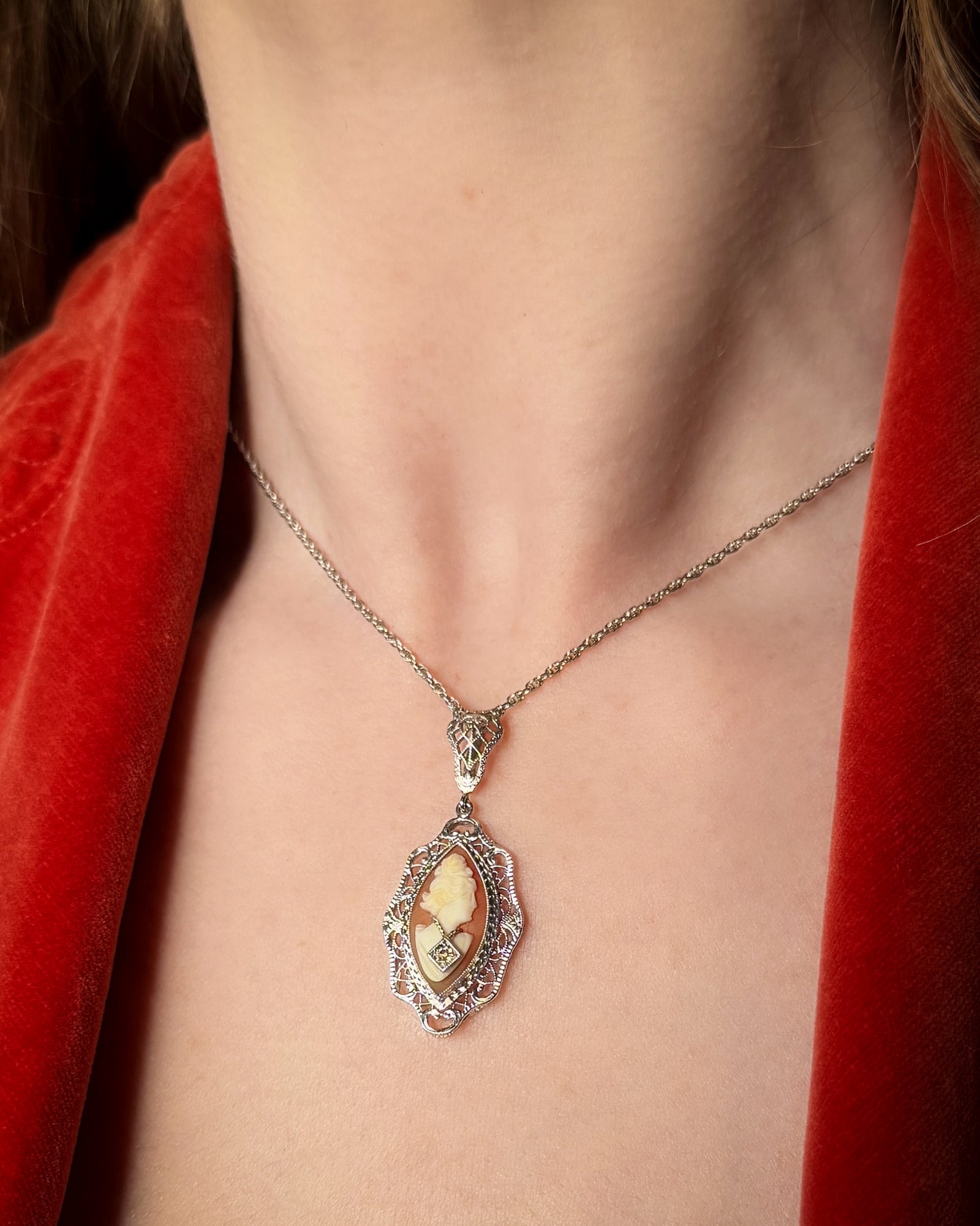 Antique 14K Gold & Diamond Cameo Necklace