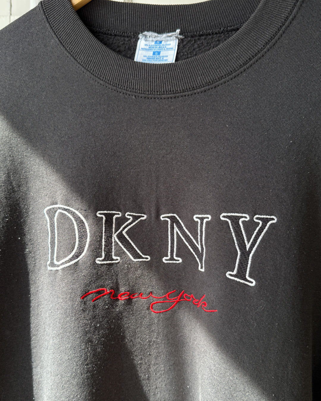90s DKNY New York Sweatshirt | XL