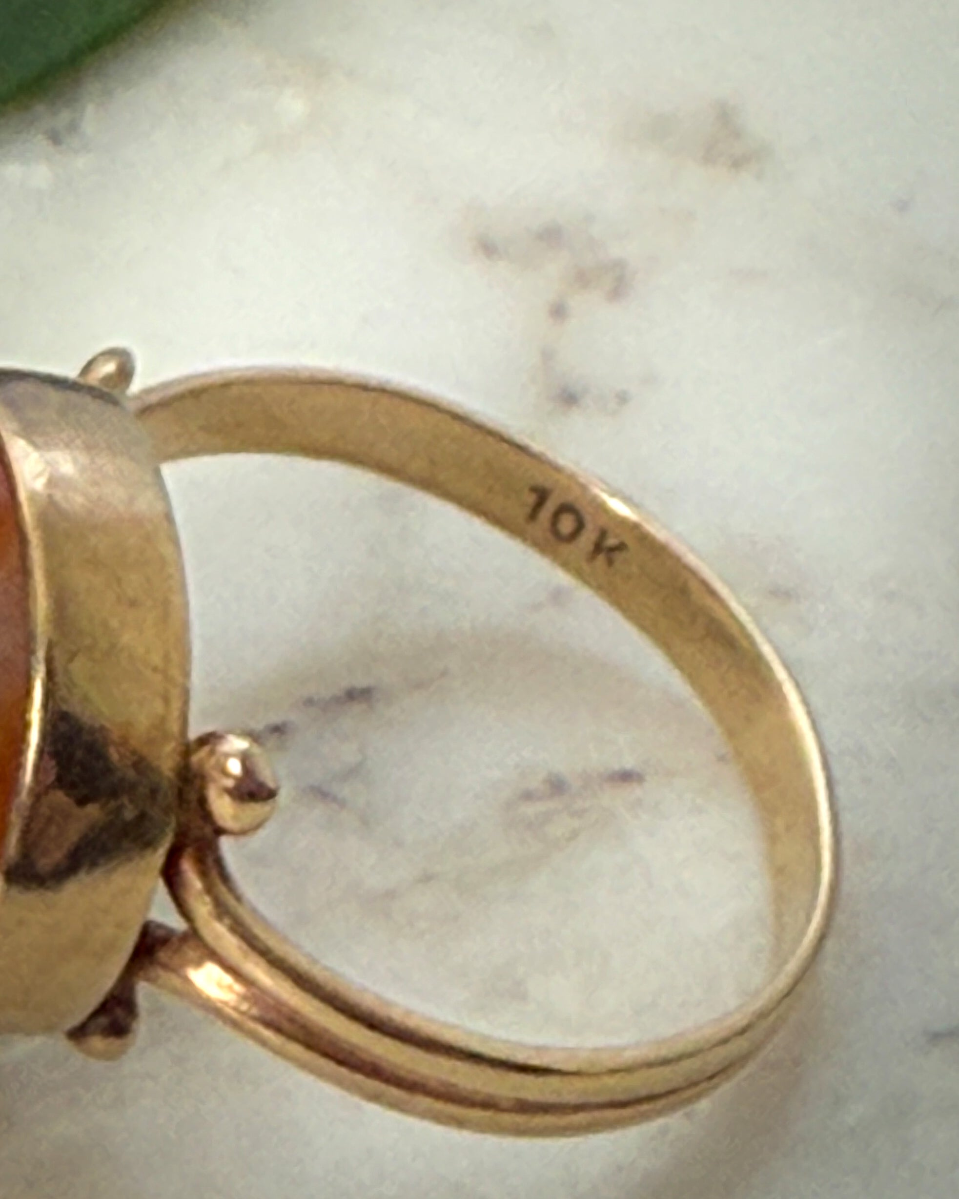 10K Gold & Fire Quartz Ring