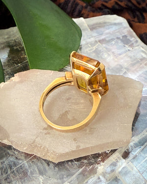 10K Gold & Citrine Ring