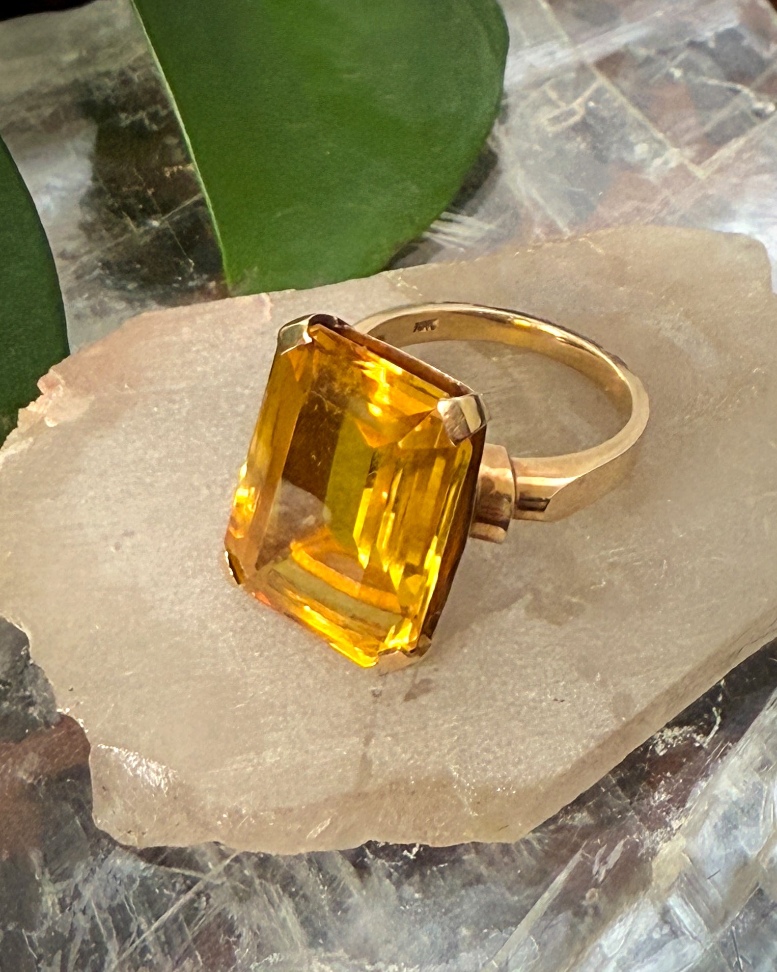 10K Gold & Citrine Ring
